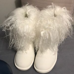 Bear paw 🐾 Boo boots